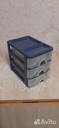 Шкатулка для пуговиц, ниток