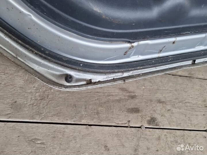 Дверь задняя левая Kia Carens 2006-2012 год