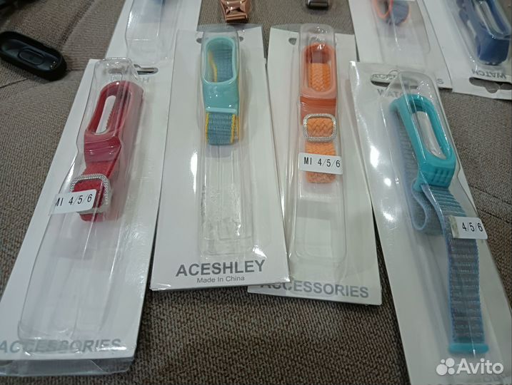 Ремешки для Xiaomi Mi mend 4