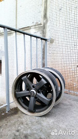 Литые диски из алюминиевого сплава