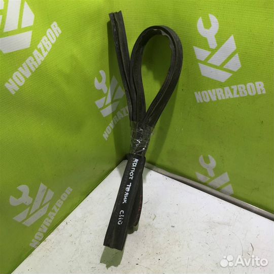 Уплотнитель капота Рено Клио 2 Симбол