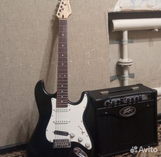 Электро Гитара с комбоусилителем