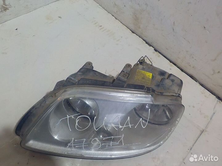 Фара левая Volkswagen touran