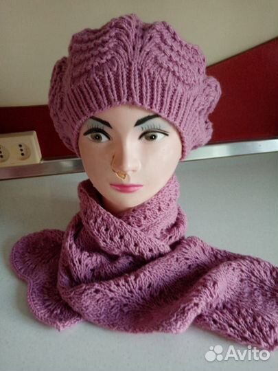 Шапочки, береты, шарфы, снуды, манишки вязаные