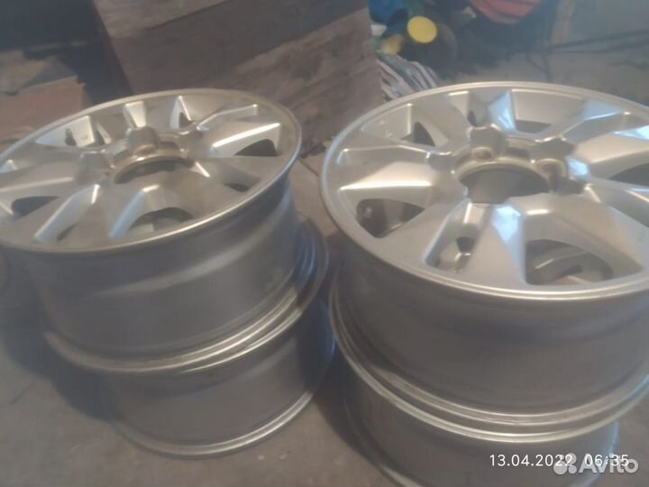 Продам литые диски на Land Cruiser 100