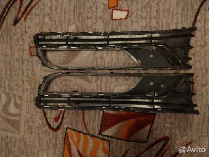 Накладки противотуманных фар VW passat B7
