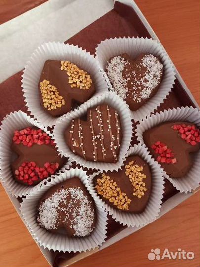 Шоколадные сердечки ручной работы
