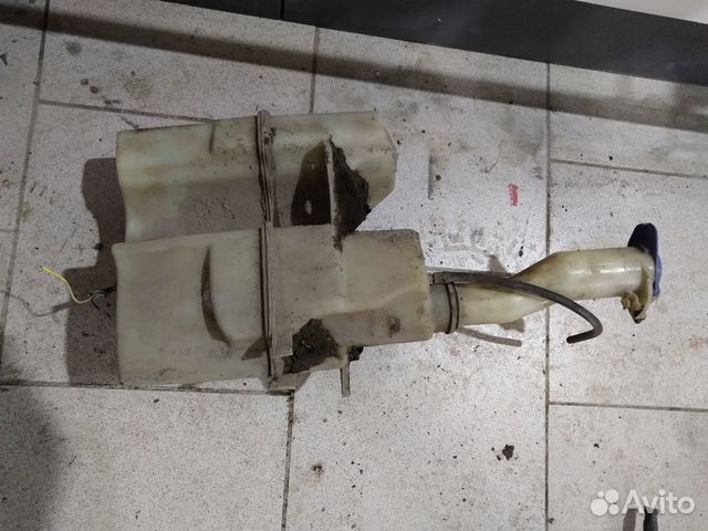 Бачок омывателя Volvo S80