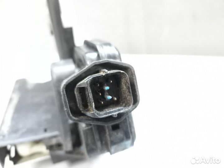 Замок двери передний правый Kia Sportage 2 2008