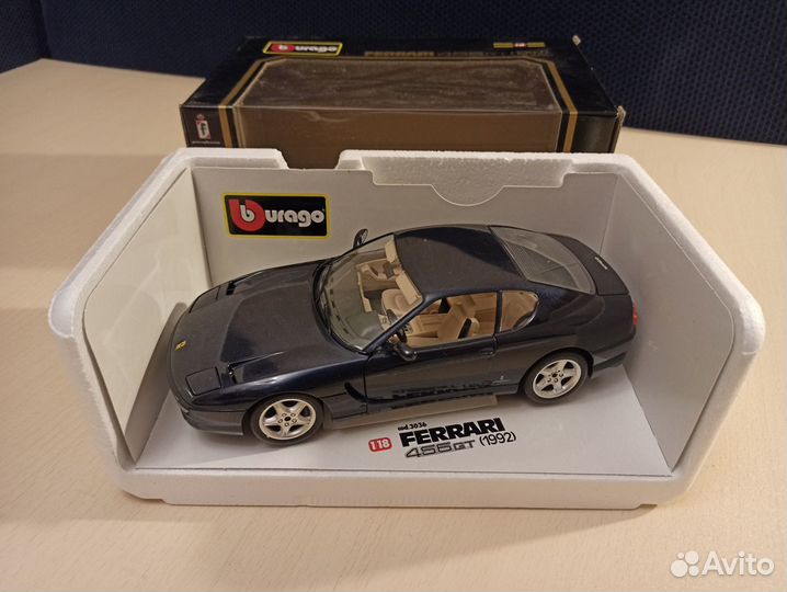 Bburago Ferrari 456 GT 1/18 разные цвета в наличии