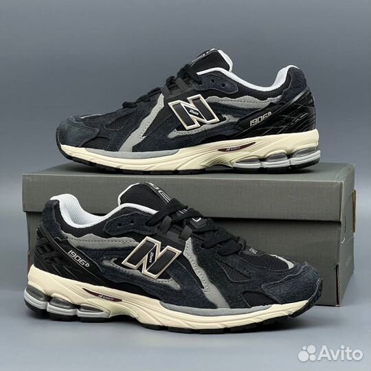 New Balance 1906 Black