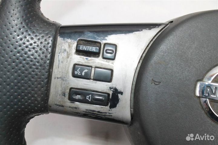 Руль Nissan Navara D40