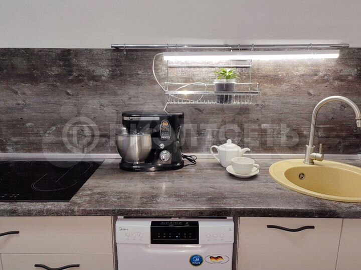 2-к. квартира, 46,5 м², 1/3 эт.