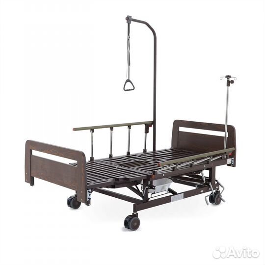 Медицинская кровать для лежачих больных