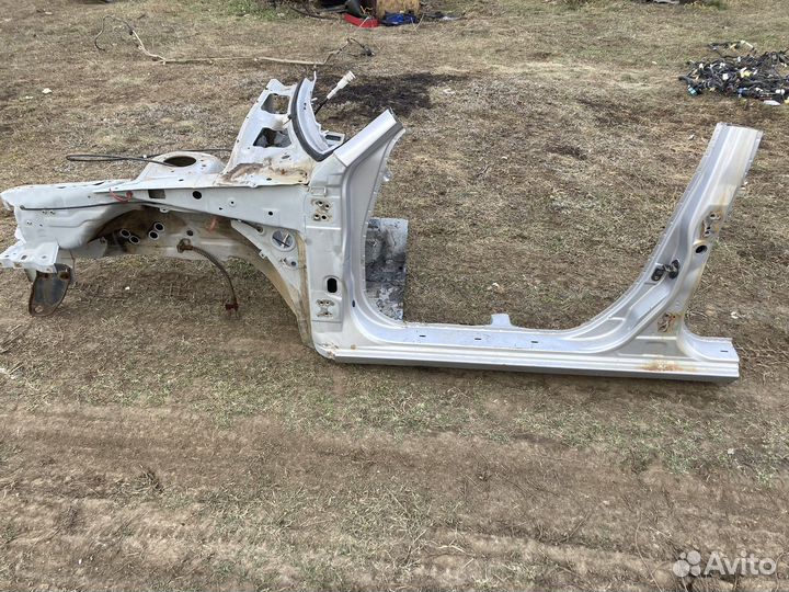Левый передний лонжерон(четверть) Hyundai Accent