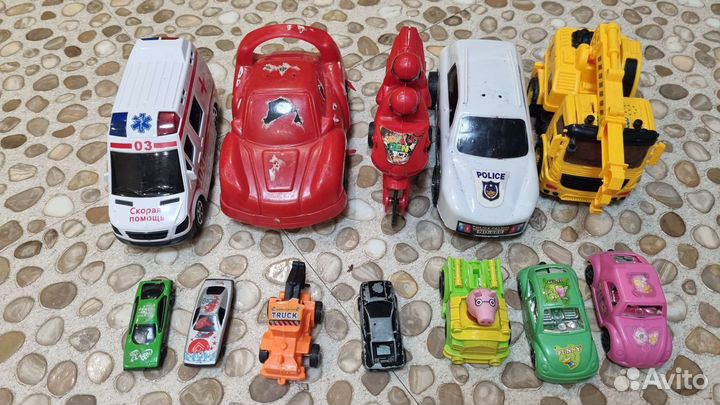 Игрушки пакетом: кубики для коврика,машинки лошадь