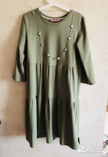 Платье женское 46 размер