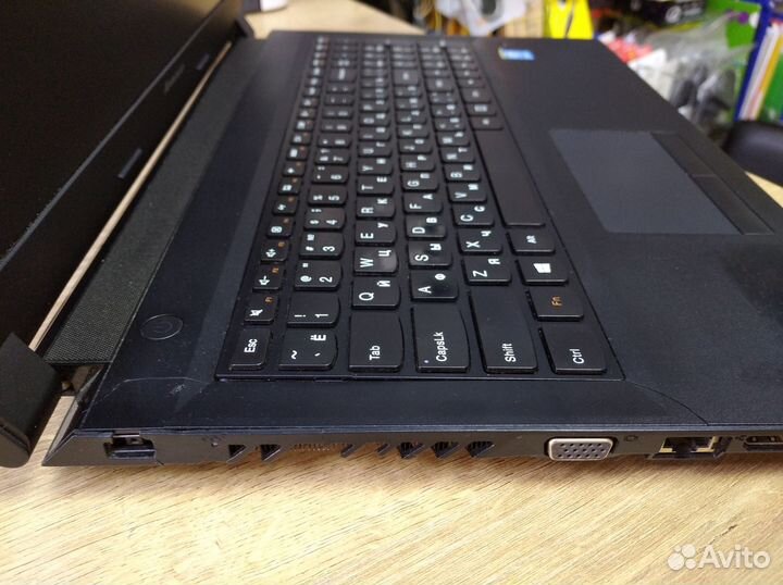 Lenovo b50-70 core i3 4030U/4Gb/500Gb аккум ок