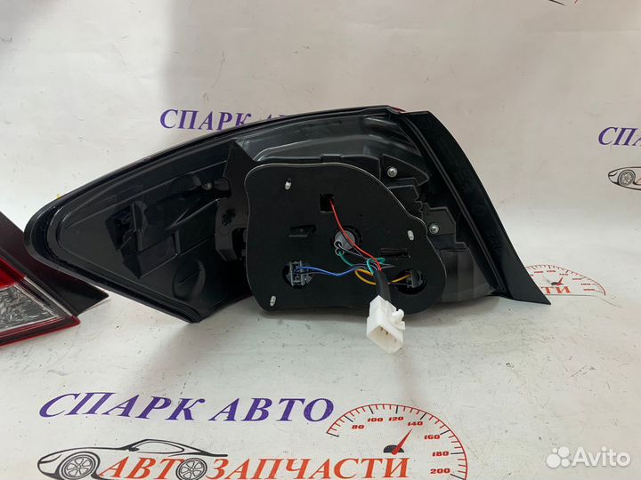 Стоп сигналы комплект Toyota Allion 260 2016+