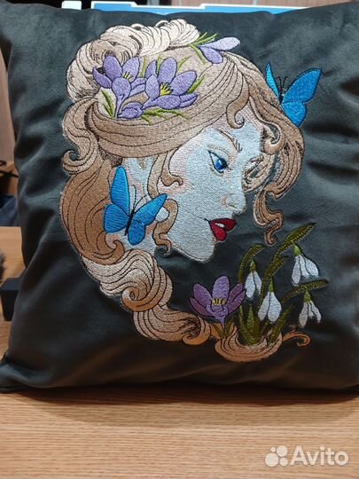 Декоративные подушки