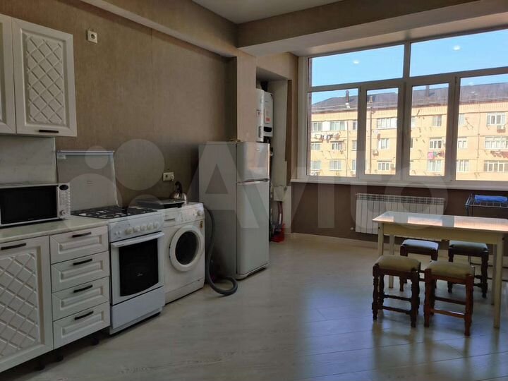 2-к. квартира, 66,8 м², 3/9 эт.