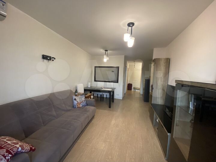 2-к. квартира, 61 м², 9/16 эт.