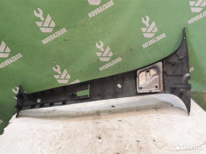 Обшивка стойки Рено Логан