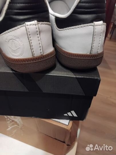 Кроссовки adidas