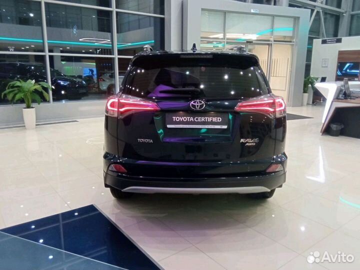 Toyota RAV4, 2018