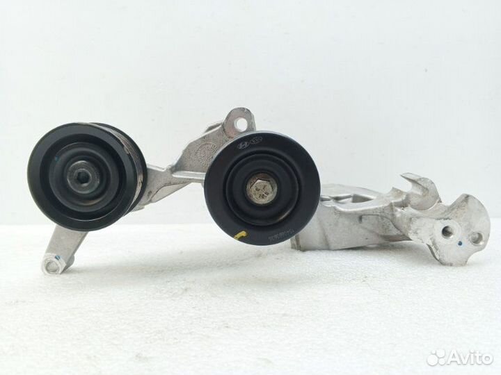 Кронштейн генератора Kia Sportage 4 QL 2.0D D4HA