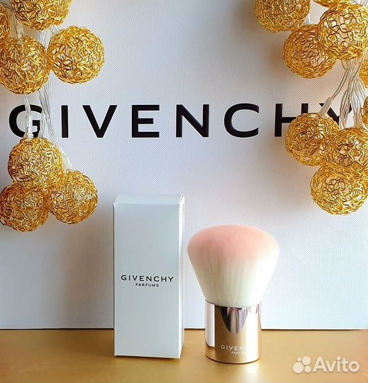 Givenchy inglот Zoeva nе вlеdnаyа Кисти Кабуки