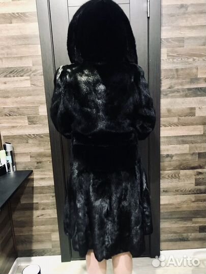 Шуба Black Lama