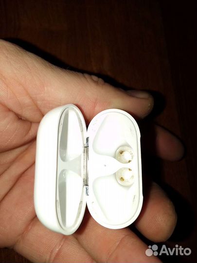 Кейс от наушников Apple