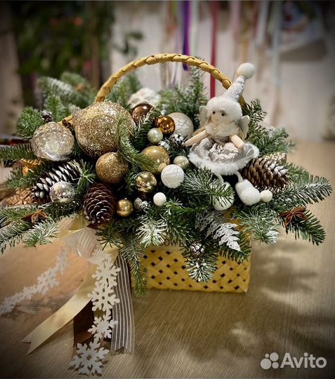 Новогодняя композиция из нобилиса