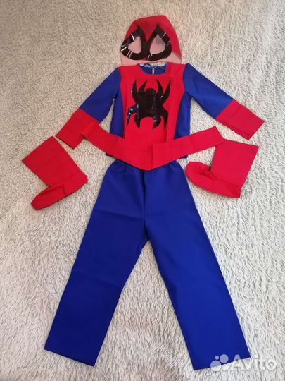 Новогодний костюм человек паук