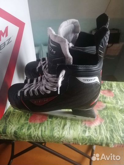 Коньки хоккейные 44размер