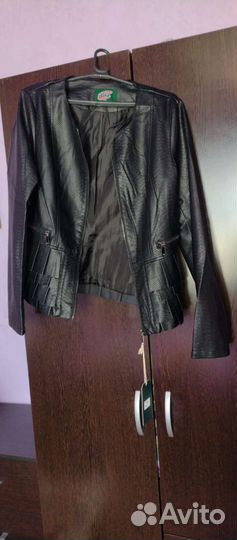 Жакет женский кожаный