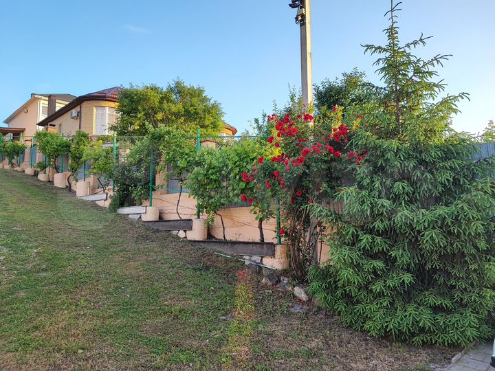 Дом 178 м² на участке 10 сот.