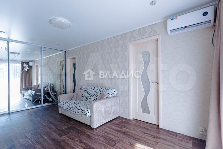 2-к. квартира, 42 м², 4/4 эт.