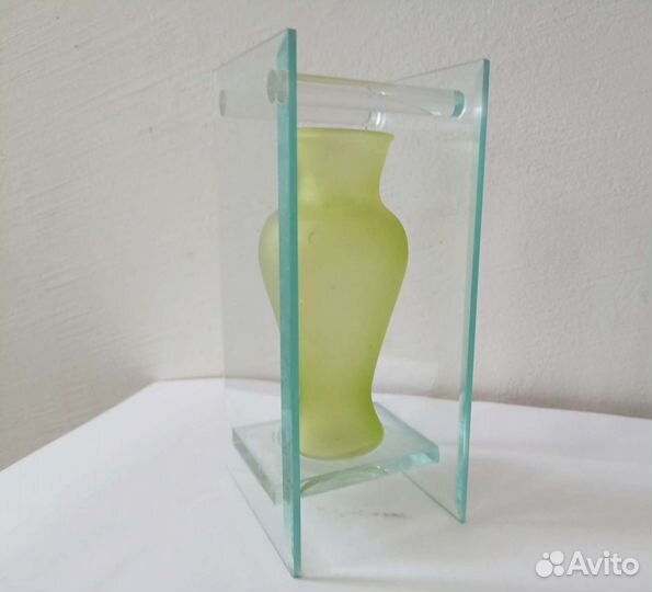 Ваза стеклянная