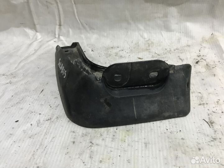 Брызговик задний левый Hyundai Solaris 2010–2017