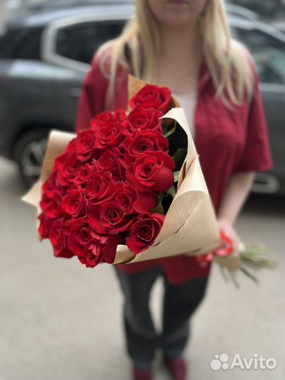 Розы 25 штук Эквадор 70 см