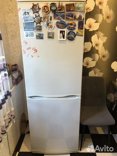Холодильник бу Atlant