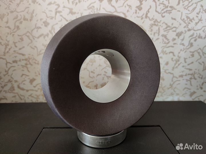 Колонка Airplay Philips DS3880W