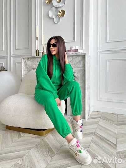 Женский спортивный костюм, размер 46-48