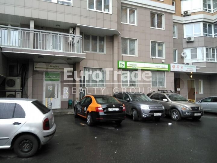 Сдам торговое помещение, 365 м²