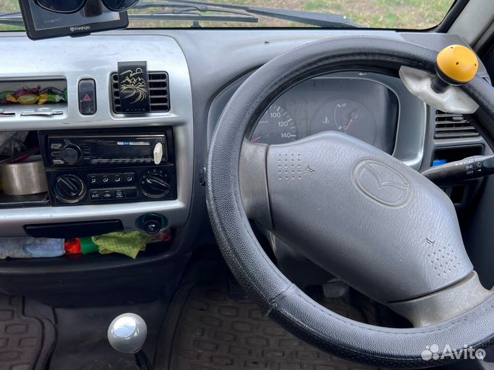 Mazda Bongo бортовой, 2002