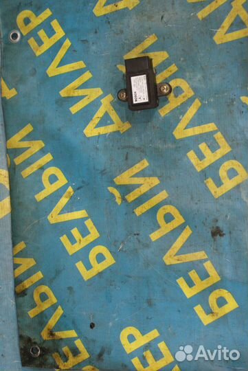 Датчик ускорения Mercedes-Benz W210