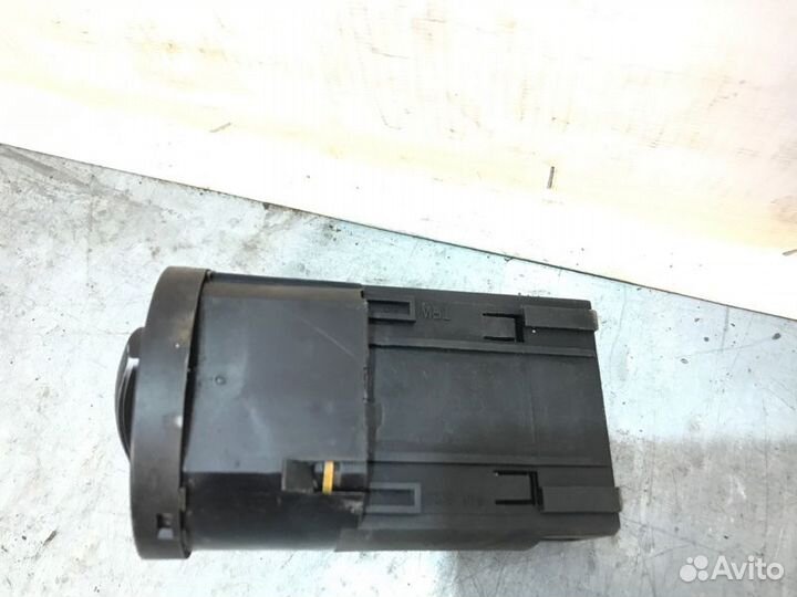 Переключатель света Volkswagen Polo 1 седан CFN