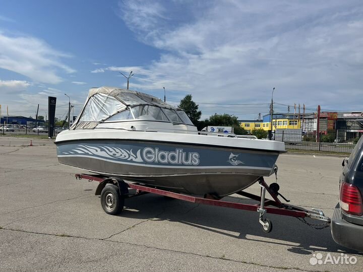 Продам катер Gladius 520